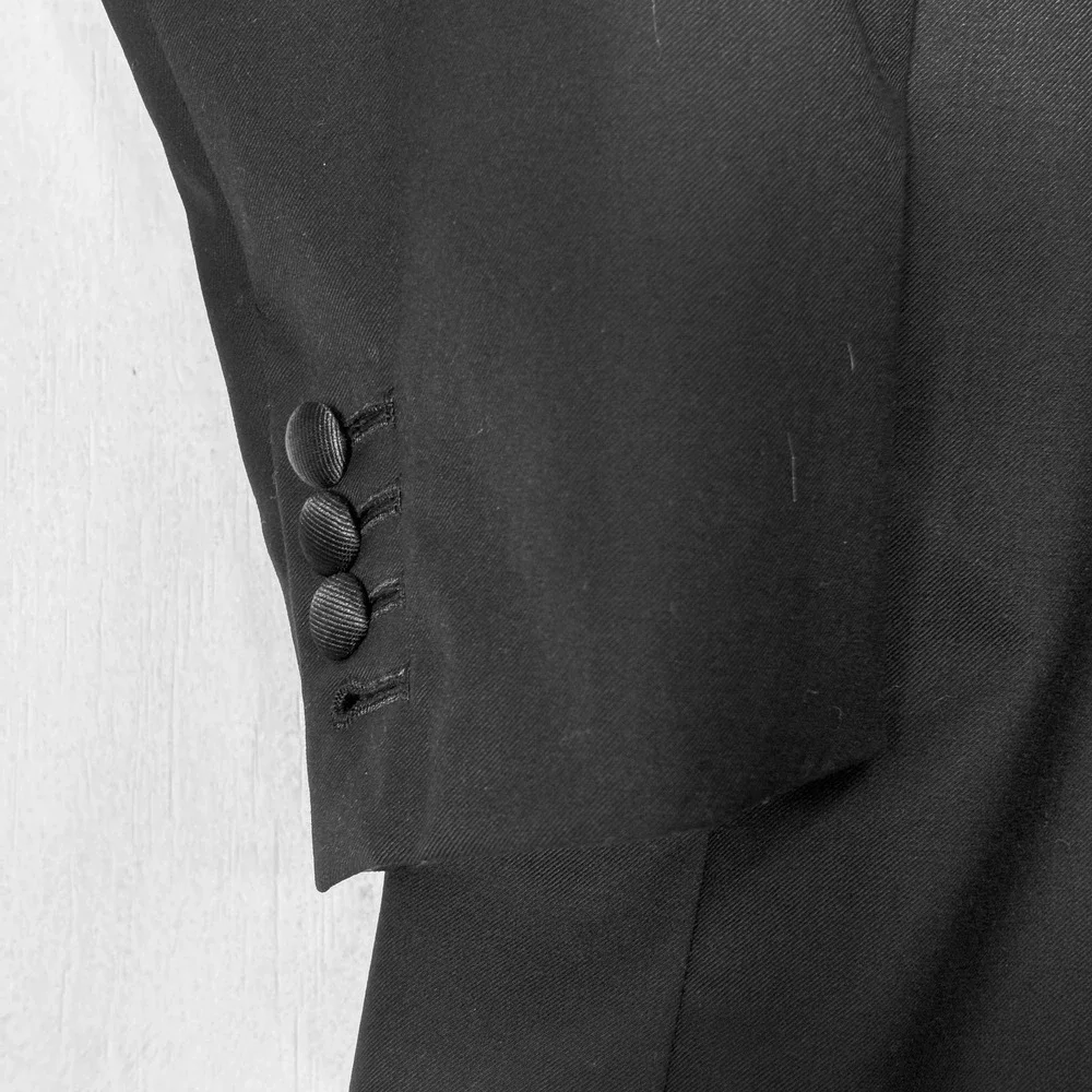 Battistoni Barneys New York Men 42R Black Super 190s Wool Tuxedo Jacket